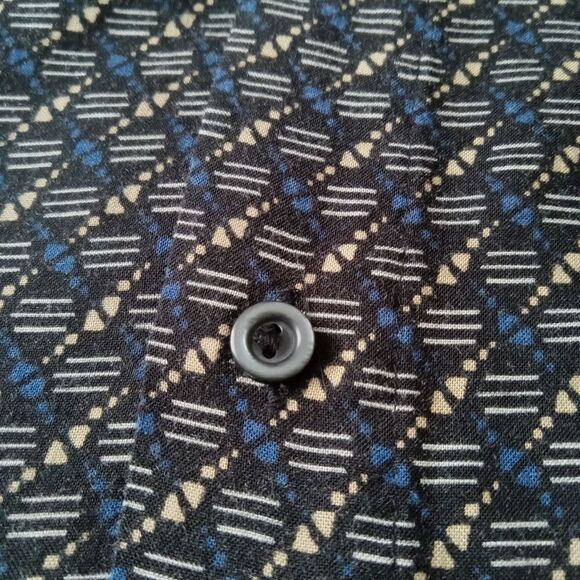 Feldini Black & Blue Geometric Print Lightweight Button Up Shirt Men's Size XXL - Picture 7 of 12